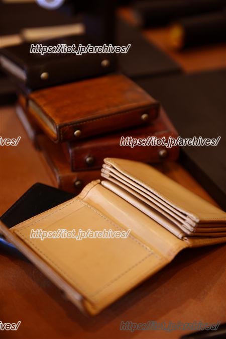 m＋（エムピウ）