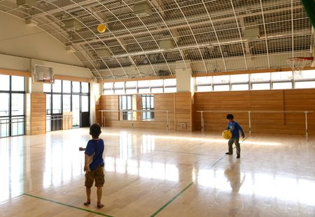 ばあん　体育館