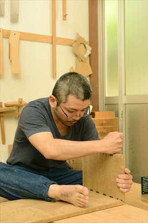 デザイナーから“指物職人”へ<br />伝統を受け継ぎ、もの作りの枠を広げる／指物師 益田大祐さん