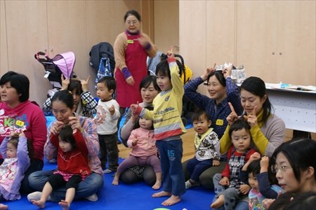 子育てサロン「わ」