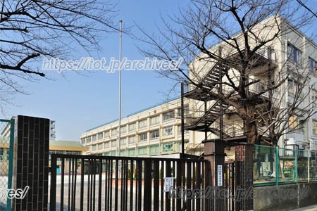 北区立神谷中学校