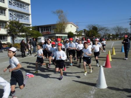 柏市立名戸ヶ谷小学校　校長インタビュー