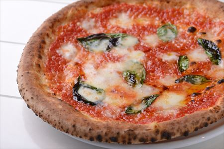 こだわりのパンとピザで 「心もお腹も一杯に」なるレストラン／マカロニ市場 松戸店 店長 佐久間一哉さん