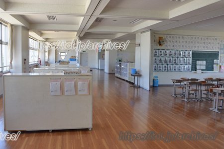 印西市立西の原小学校 オープン型