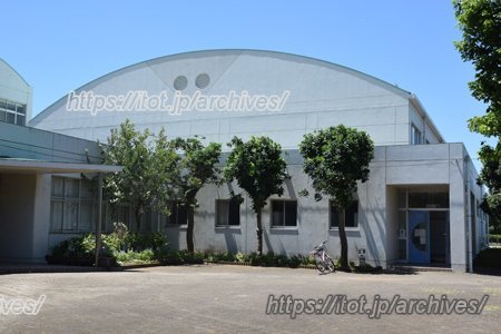 印西市立西の原小学校 体育館