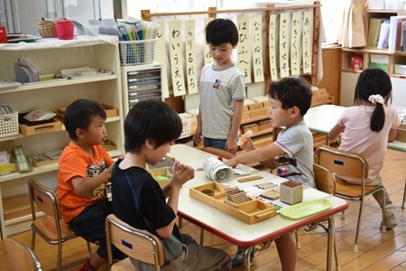 早稲田フロンティアキッズ　教育