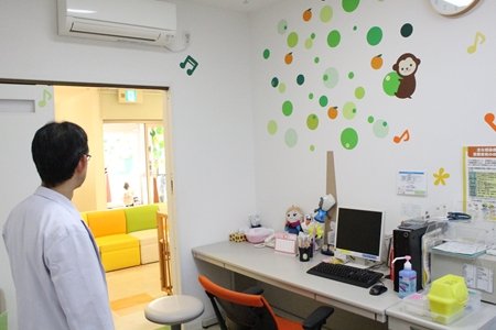 じきはらこどもクリニック 診察室