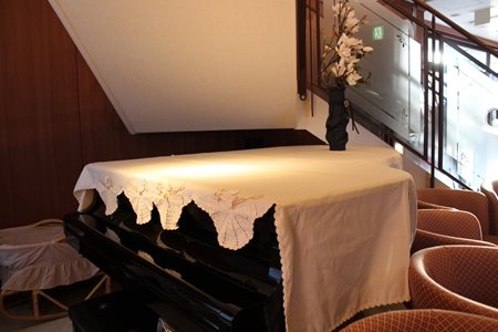 直原ウィメンズクリニック　待合室