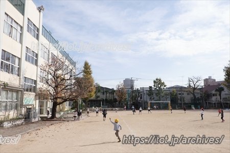 品川区中延インタビュー 校庭