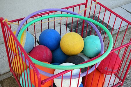 天王保育園　ボール