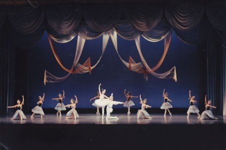 くわはらバレエアカデミー