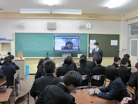 和泉市立光明台中学校　スカイプ授業