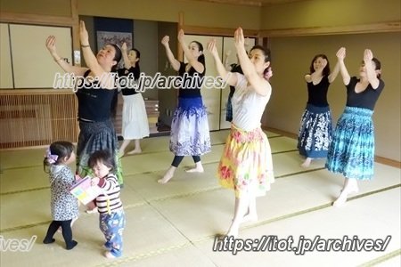 Hula Halau `O Lehua Melemele (フラハラウ・オー・レフア・メレメレ) 代表 佐藤貴子 さん(“Ka ‘ulunohea” Takako)インタビュー