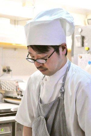 ヨシダベーカリー店主