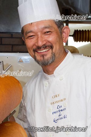 レ・アントルメ国立魵澤シェフ