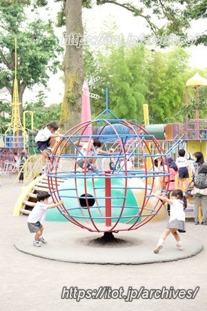 田無いづみ幼稚園 インタビュー遊ぶ園児