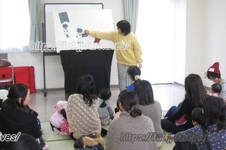 青葉台コミュニティハウス 本の家