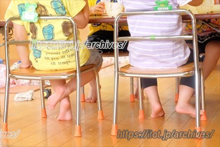 わたぐも保育園子ども足元