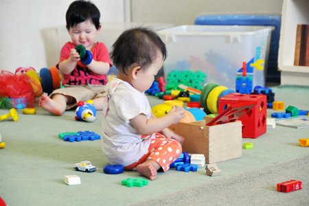 御幸地域センター　子育てふれあい広場　乳児
