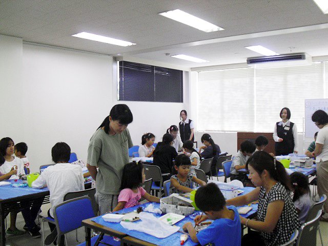流山市立木の図書館　制作中の一コマ