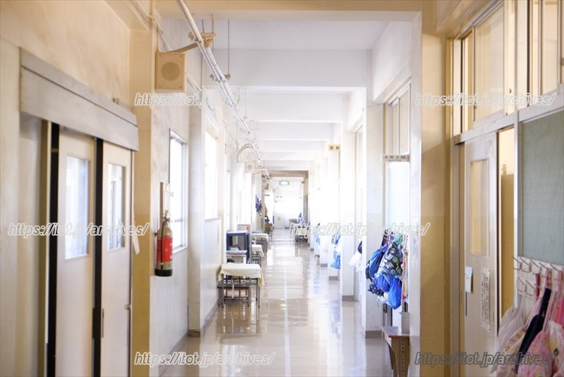 整理整頓された廊下