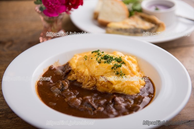 一番人気のオムハヤシ