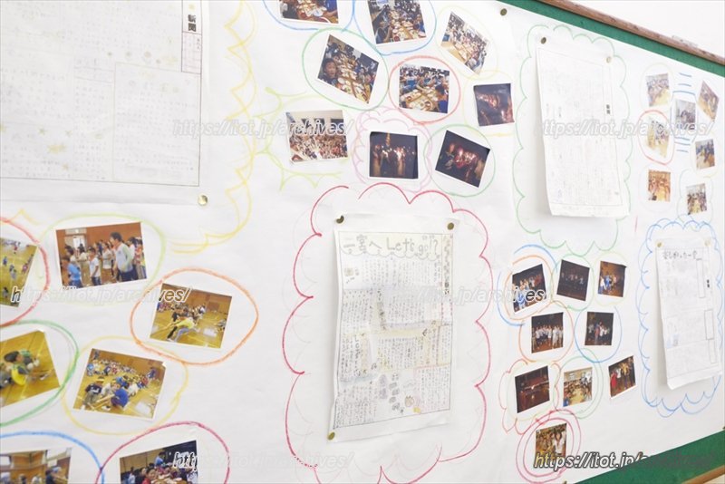 活動の様子を紹介した掲示板