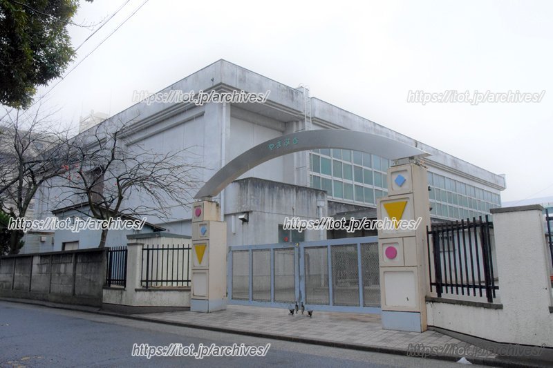 東門からの様子