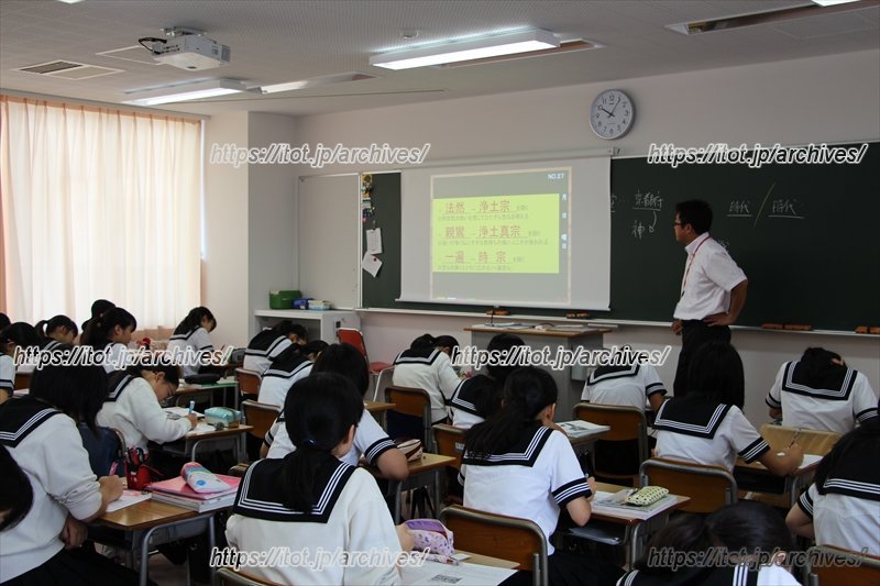 新校舎での授業風景