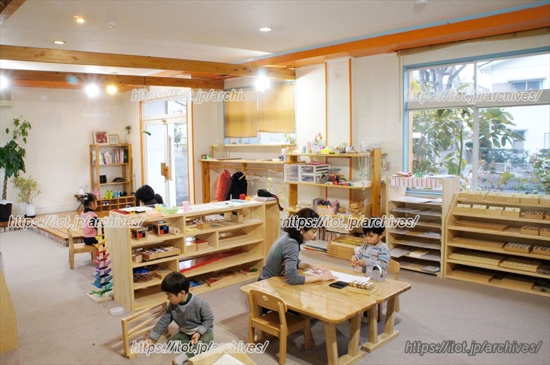 1クラス4名で90分。週1回から通える