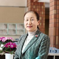 校長　檜垣由里先生