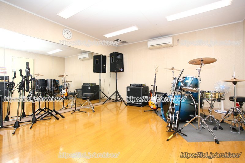 「音楽スタジオ」内部 「音楽スタジオ」内部