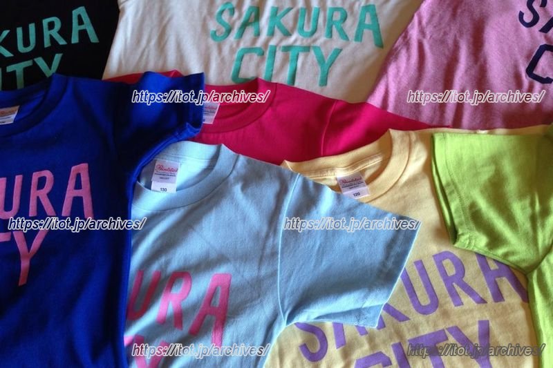 「SAKURA CITY」のTシャツ