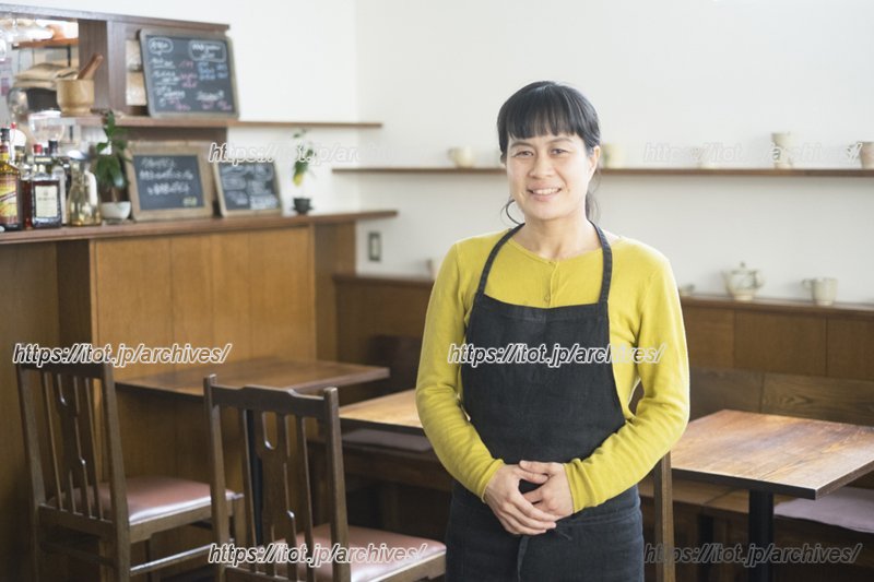 海だけじゃない茅ヶ崎の魅力を大切にしたい。年代問わず、ほっとくつろげる喫茶店。／「すずの木カフェ 店主 吉村千絵さん