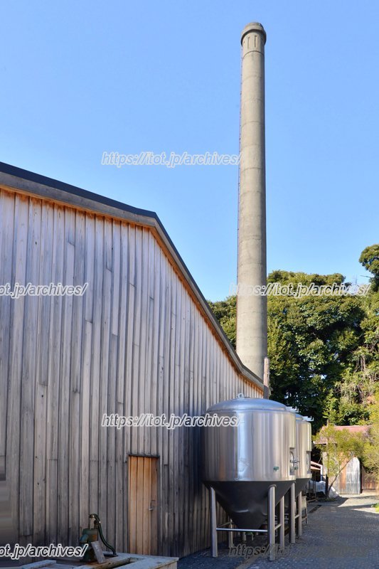 茅ヶ崎市香川、自然に囲まれた住宅地に建つ「熊澤酒造」