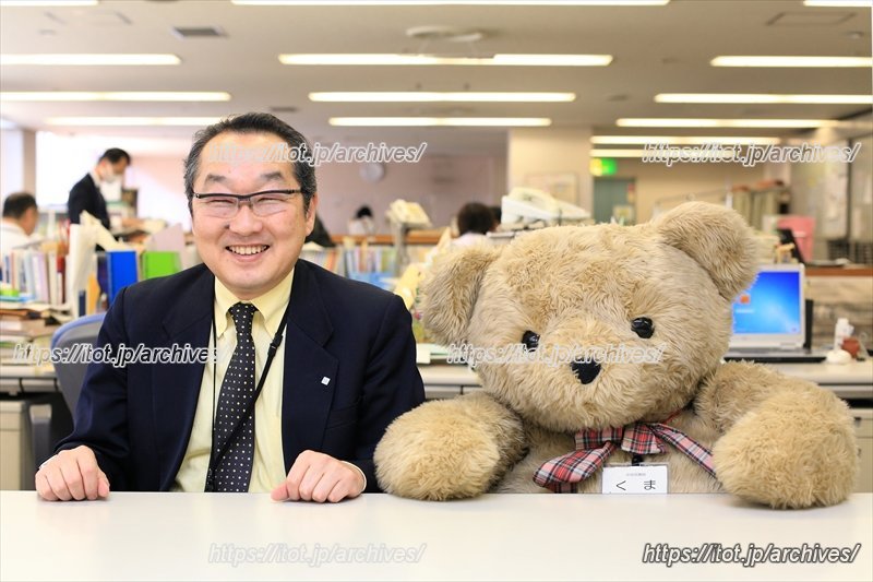 誰もが利用しやすい本当の意味で“バリアフリー化”された地域の居場所を目指して／中央図書館　館長　大里宗行さん