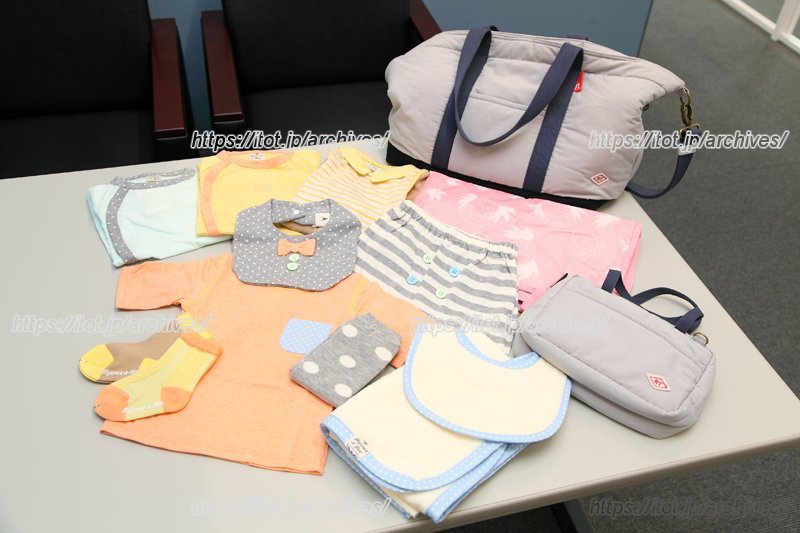 「こんにちは あかちゃんギフト」