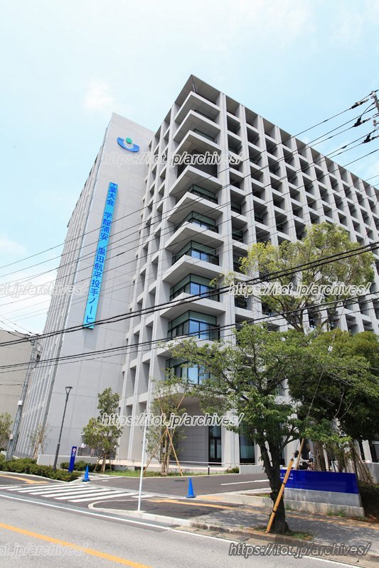 「浦安市役所」