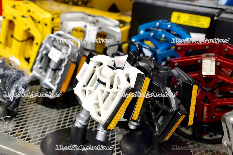 自転車用パーツも充実