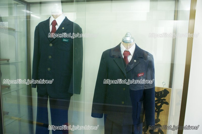 「宮前平中学校」の制服