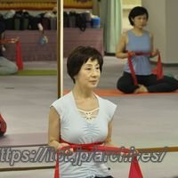 誰でも始められ、長く続けられる人気のヨガ教室「鶴原ヨガスタジオ」