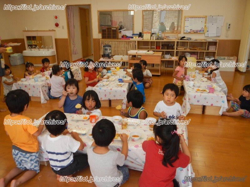 預かり保育「どんぐりクラブ」