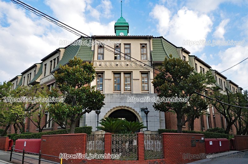 歴史薫る校舎でデザインを学ぶ「大阪市立工芸高等学校」