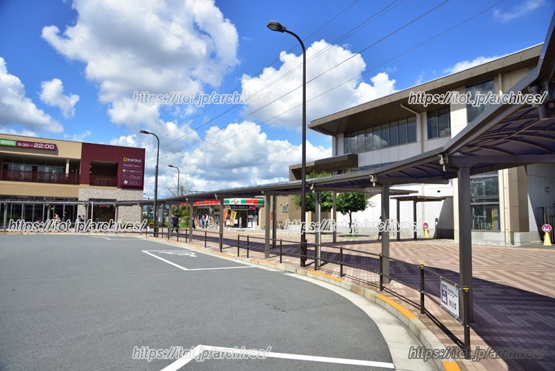 「西武立川」駅のロータリー