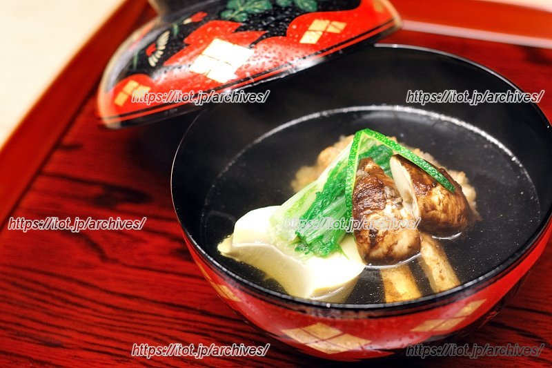 美しい盛り付けが器に映える