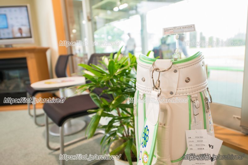 ジュニアからシニアまで、幅広い年代が通うスクール