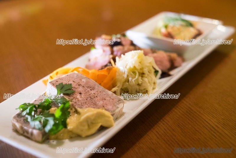 「前菜の盛り合わせ」