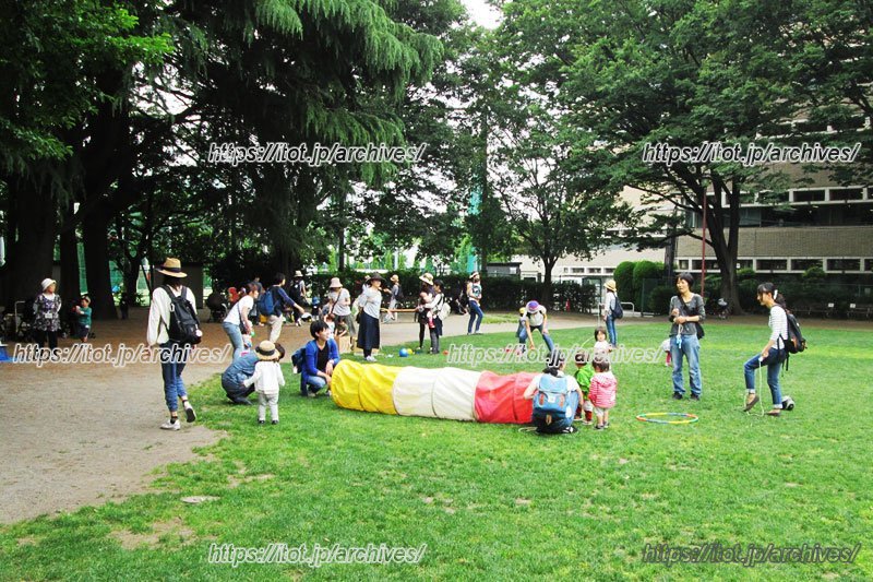 「公園親子ひろば」