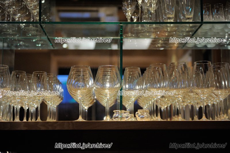 多くの種類のワインを揃える