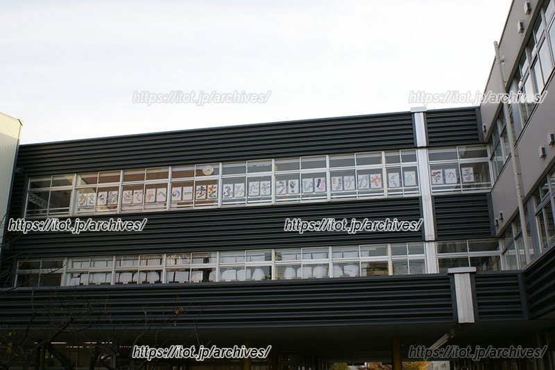 「力を合わせて夢の一歩をふみだそう! ひかりかがやく御幸の子」